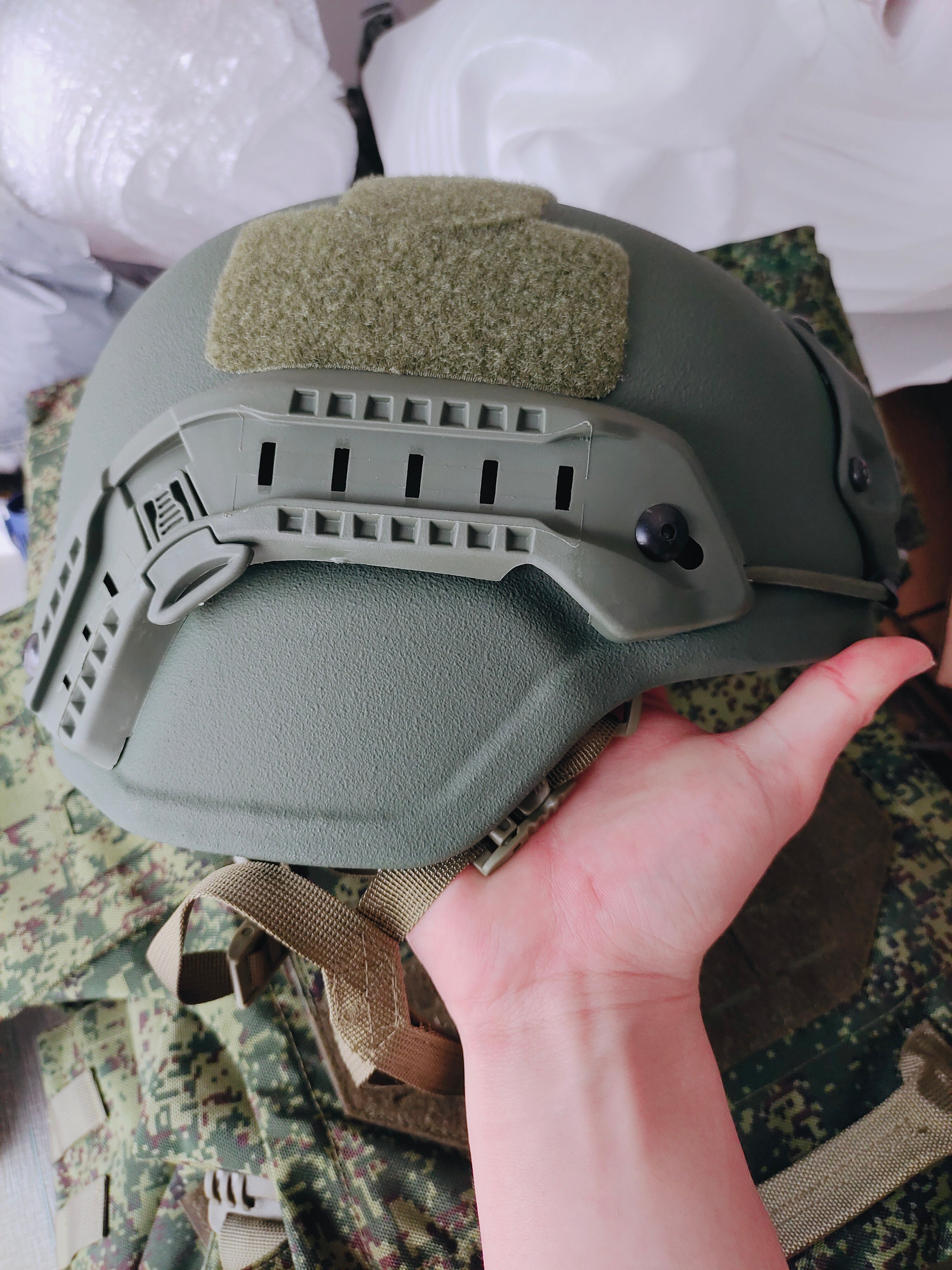 MICH bulletproof helmet level 2 PE Kevlar NIJ IIIA.44 Wendy suspension MICH equipped with Wendy suspension